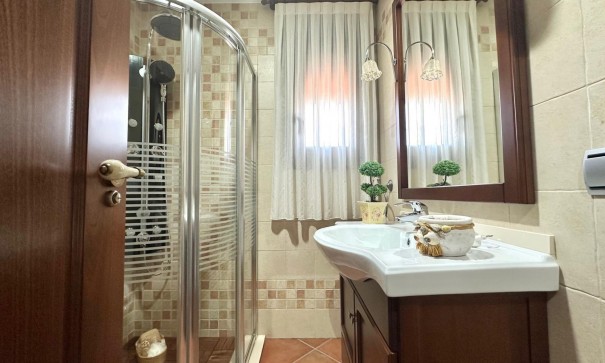 Sprzedaż - Dom miejski -
Torrevieja - La siesta