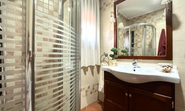 Sprzedaż - Dom miejski -
Torrevieja - La siesta