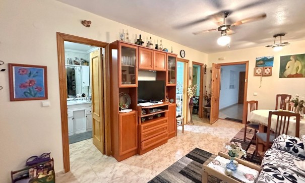 Resale - Wohnung Appartement -
Torrevieja - Centro