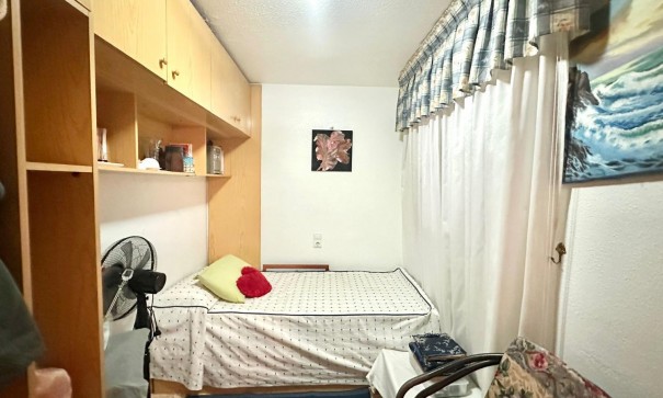 Resale - Wohnung Appartement -
Torrevieja - Centro