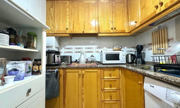 Resale - Wohnung Appartement -
Torrevieja - Centro