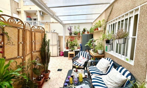Resale - Wohnung Appartement -
Torrevieja - Centro