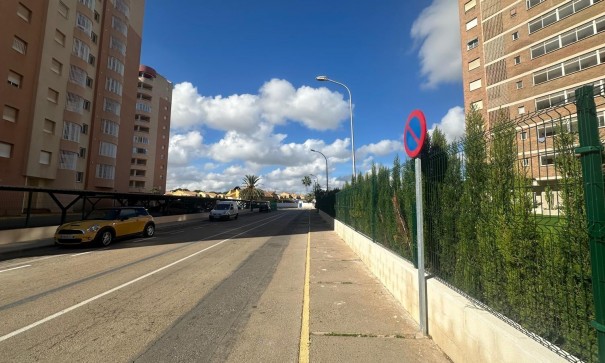 Återförsäljning - Lägenhet lägenhet -
Orihuela Costa - Campoamor