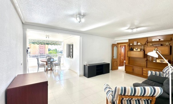 Återförsäljning - Lägenhet lägenhet -
Orihuela Costa - Campoamor