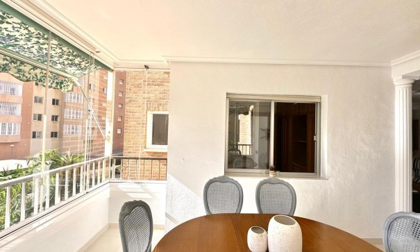 Återförsäljning - Lägenhet lägenhet -
Orihuela Costa - Campoamor