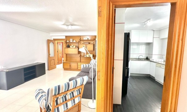 Återförsäljning - Lägenhet lägenhet -
Orihuela Costa - Campoamor