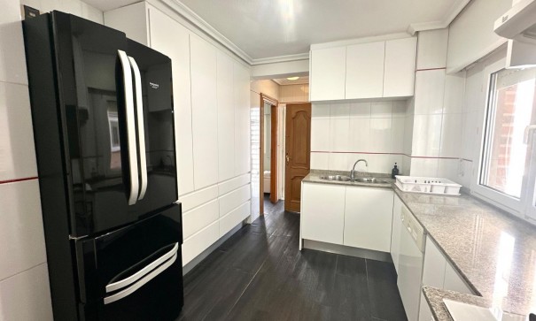 Återförsäljning - Lägenhet lägenhet -
Orihuela Costa - Campoamor