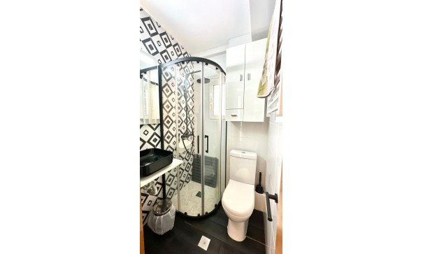 Återförsäljning - Lägenhet lägenhet -
Orihuela Costa - Campoamor