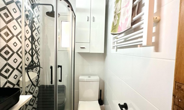 Återförsäljning - Lägenhet lägenhet -
Orihuela Costa - Campoamor