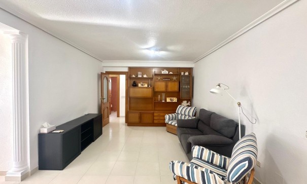 Återförsäljning - Lägenhet lägenhet -
Orihuela Costa - Campoamor