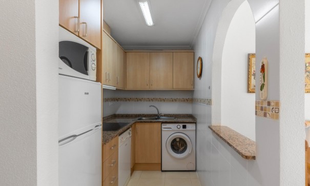 Återförsäljning - Lägenhet lägenhet -
Torrevieja - Estacion de autobuses