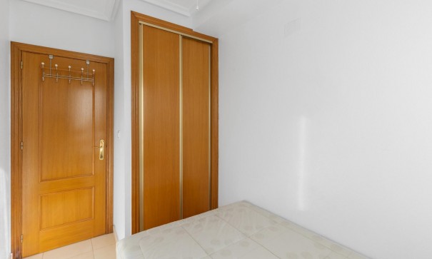 Återförsäljning - Lägenhet lägenhet -
Torrevieja - Estacion de autobuses