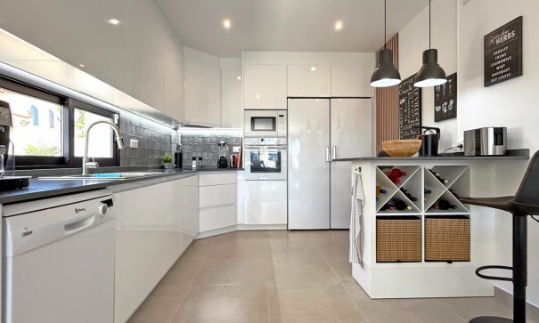 Återförsäljning - Fristående villa -
San Pedro del Pinatar - San Pedro de Pinatar