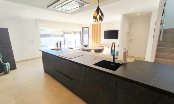 Videresalg - Dobbeltvilla -
Algorfa