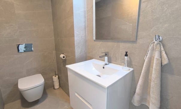 Videresalg - Dobbeltvilla -
Algorfa