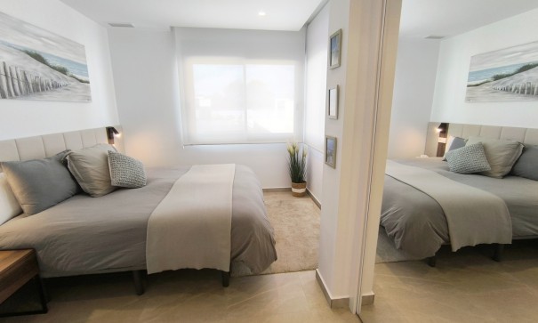 Videresalg - Dobbeltvilla -
Algorfa