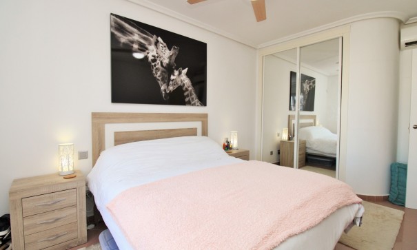 Videresalg - Fritliggende villa -
Villamartín - LOS DOLSES