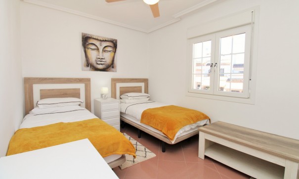 Videresalg - Fritliggende villa -
Villamartín - LOS DOLSES