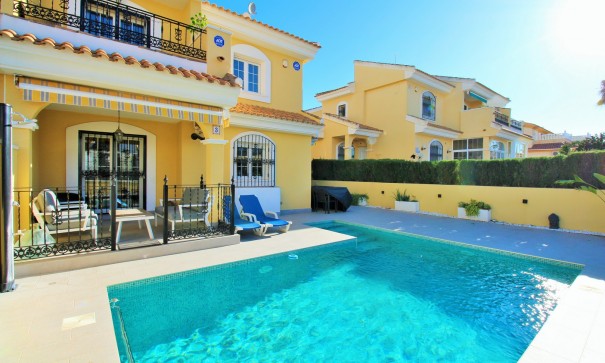 Videresalg - Fritliggende villa -
Villamartín - LOS DOLSES