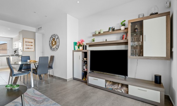 Venta - Bungalow adosado -
Torrevieja