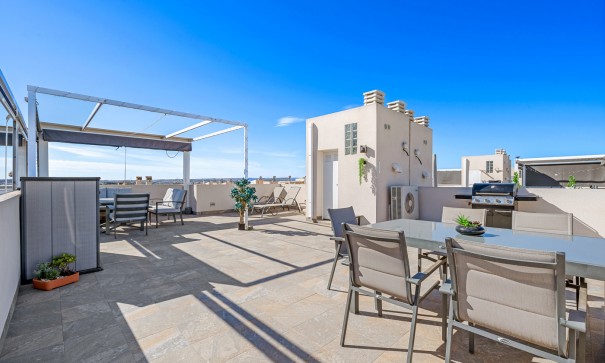 Venta - Bungalow adosado -
Torrevieja