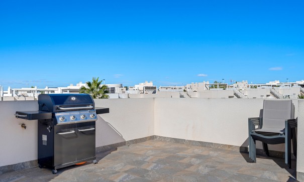 Venta - Bungalow adosado -
Torrevieja