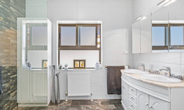 Videresalg - Fritliggende villa -
Ciudad Quesada - Rojales - Ciudad Quesada