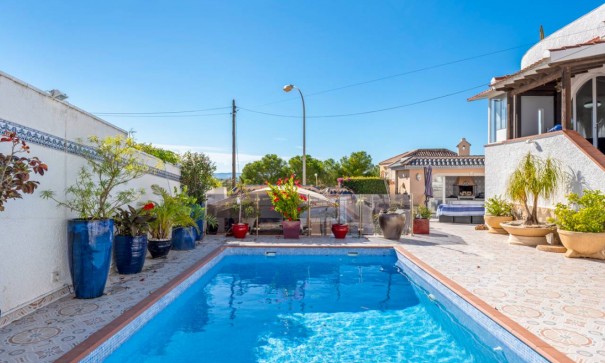 Videresalg - Fritliggende villa -
Ciudad Quesada - Rojales - Ciudad Quesada