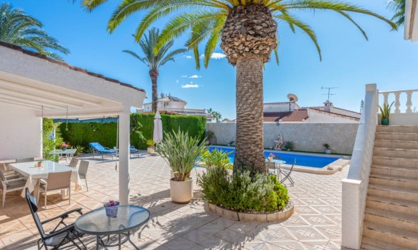 Återförsäljning - Fristående villa -
Ciudad Quesada - Rojales - Ciudad Quesada