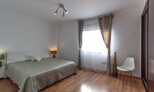 Sprzedaż - Apartament mieszkanie -
Torrevieja - Beach