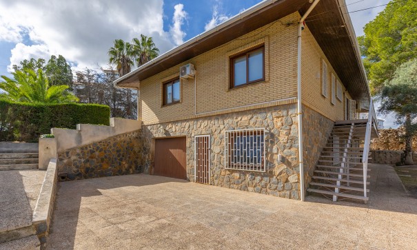 Återförsäljning - Fristående villa -
Orihuela Costa - Las Filipinas