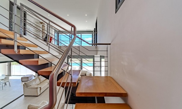 Venta - Chalet Independiente -
La Marina