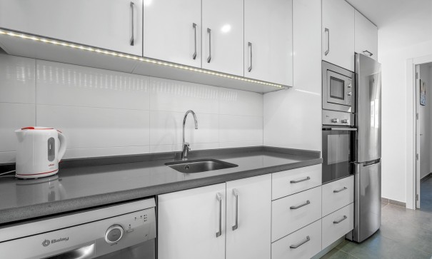 Videresalg - Lejlighed lejlighed -
Orihuela Costa - Los Dolses*