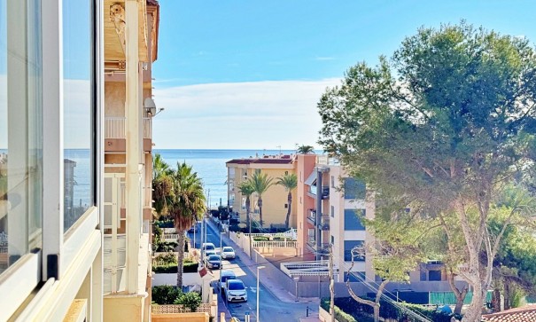 Återförsäljning - Lägenhet lägenhet -
Torrevieja - Rocio del mar