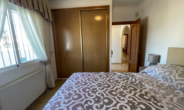 Sprzedaż - Willa wolnostojąca -
Catral