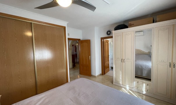 Sprzedaż - Willa wolnostojąca -
Catral