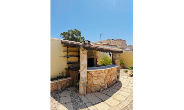 Återförsäljning - Fristående villa -
Torrevieja - 0