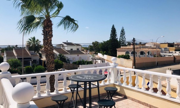 Återförsäljning - Fristående villa -
Torrevieja - 0