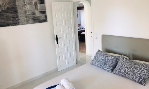 Återförsäljning - Fristående villa -
Torrevieja - 0