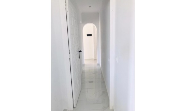 Återförsäljning - Fristående villa -
Torrevieja - 0