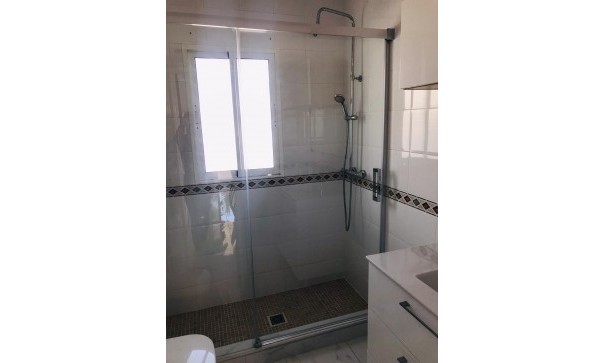 Återförsäljning - Fristående villa -
Torrevieja - 0