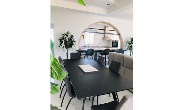 Återförsäljning - Fristående villa -
Torrevieja - 0