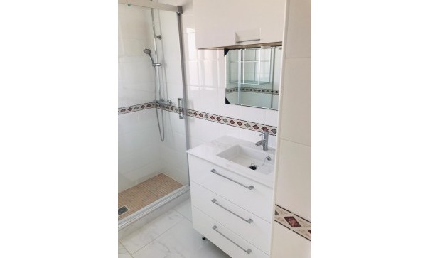 Återförsäljning - Fristående villa -
Torrevieja - 0