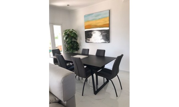 Återförsäljning - Fristående villa -
Torrevieja - 0