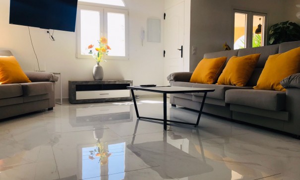 Återförsäljning - Fristående villa -
Torrevieja - 0