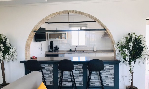 Återförsäljning - Fristående villa -
Torrevieja - 0