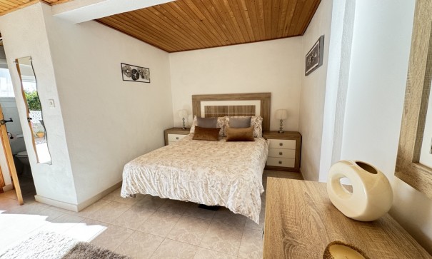 Återförsäljning - Fristående villa -
Villamartín