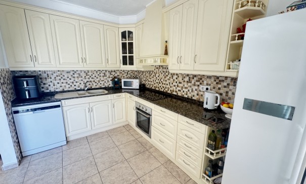 Återförsäljning - Fristående villa -
Villamartín