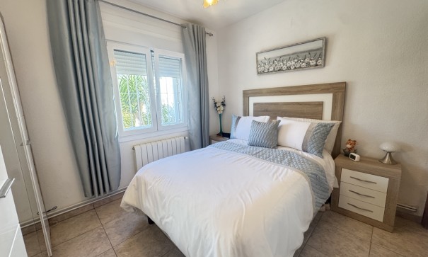 Återförsäljning - Fristående villa -
Villamartín