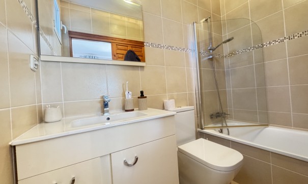 Återförsäljning - Fristående villa -
Villamartín